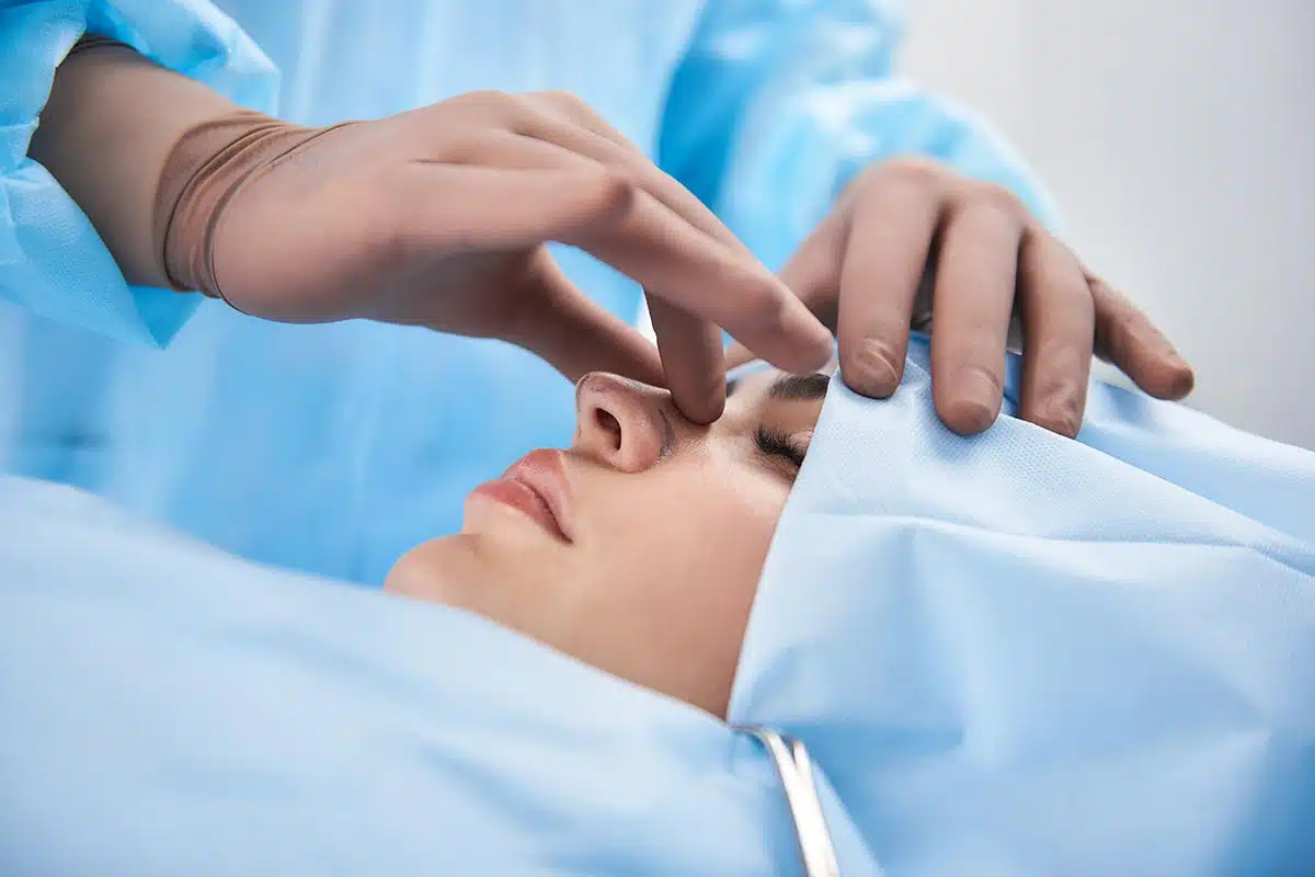 When deciding on a surgeon, one must find one with experience and training in rhinoplasty. A surgeon's training typically takes four years to complete and sometimes can be up to six years.