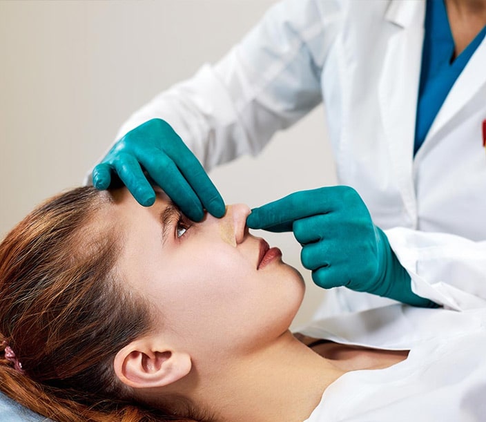 What is the cost of rhinoplasty in the United States?