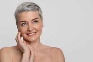 Dr. Bustillo is an experienced facial plastic surgeon who specializes in lower facelifts to help patients improve their facial expressions.